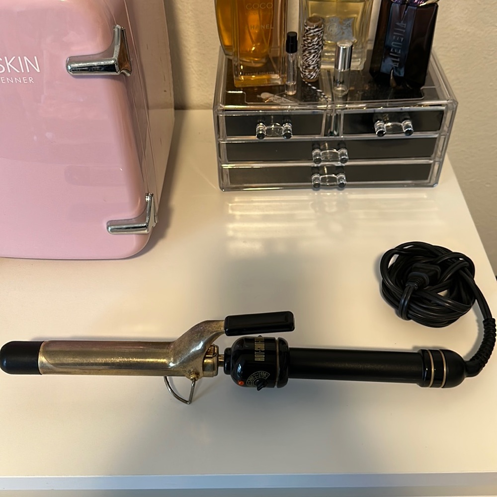 Hot Shot Tools 1” Barrel Curling Iron